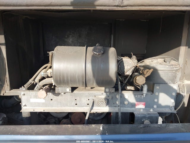Aukcja sprzedaży 2004 Freightliner Chassis X Line Motor Home, vin: 4UZABFCY14CM91889, numer aukcji: 46000961