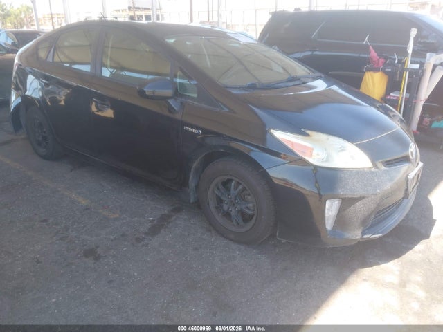 2015 Toyota Prius Three მანქანა იყიდება აუქციონზე, vin: JTDKN3DU4F0456228, აუქციონის ნომერი: 46000969