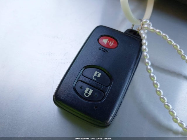 2015 Toyota Prius Three მანქანა იყიდება აუქციონზე, vin: JTDKN3DU4F0456228, აუქციონის ნომერი: 46000969