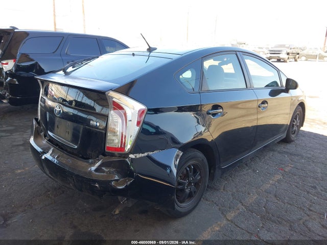 2015 Toyota Prius Three მანქანა იყიდება აუქციონზე, vin: JTDKN3DU4F0456228, აუქციონის ნომერი: 46000969