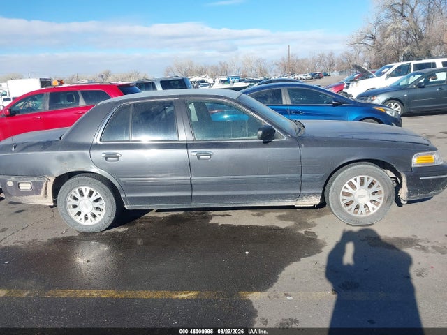 Продаж на аукціоні авто 2005 Ford Crown Victoria, vin: 2FAHP74W05X122104, номер лоту: 46000995