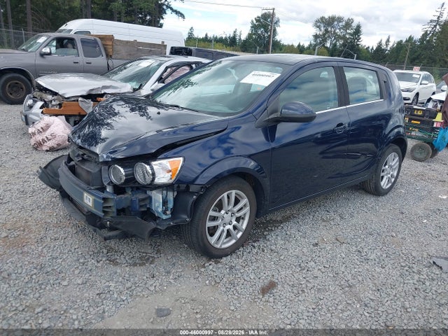 Chevrolet Sonic Lt Auto 2016 1G1JC6SB9G4118363 Image 2
