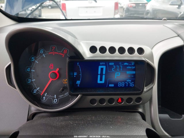 Chevrolet Sonic Lt Auto 2016 1G1JC6SB9G4118363 Image 7