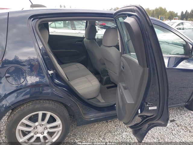 Chevrolet Sonic Lt Auto 2016 1G1JC6SB9G4118363 Image 8
