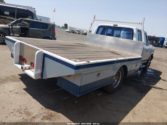 46001016 :رقم المزاد ، 1FTJX35G2NKA83756 vin ، 1992 Ford F350 مزاد بيع