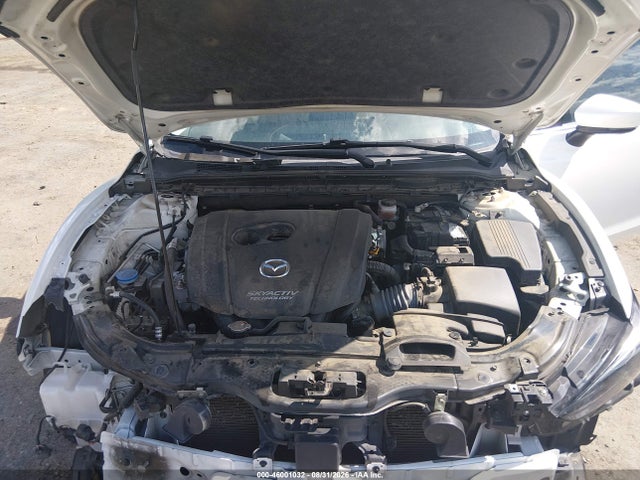 46001032 :رقم المزاد ، JM1GL1VM0J1327906 vin ، 2018 Mazda Mazda6 Touring مزاد بيع