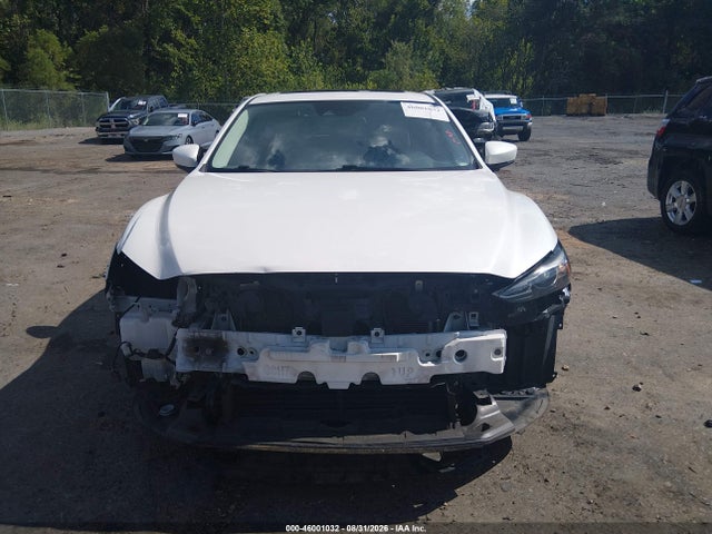 46001032 :رقم المزاد ، JM1GL1VM0J1327906 vin ، 2018 Mazda Mazda6 Touring مزاد بيع