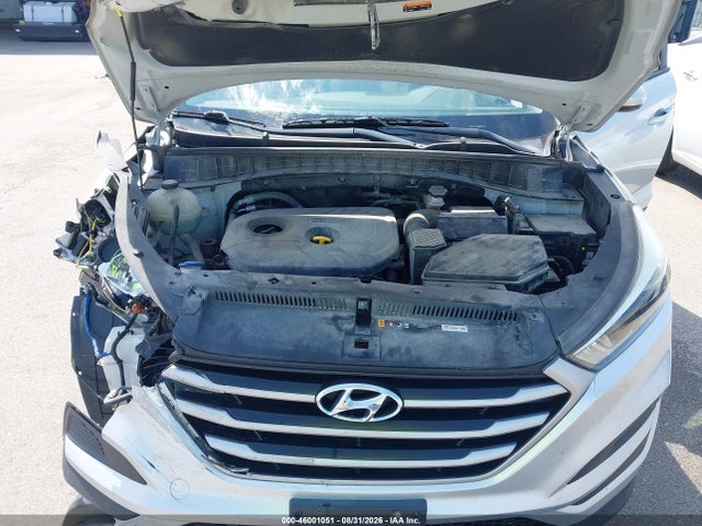 46001051 :رقم المزاد ، KM8J23A43HU514829 vin ، 2017 Hyundai Tucson Se مزاد بيع
