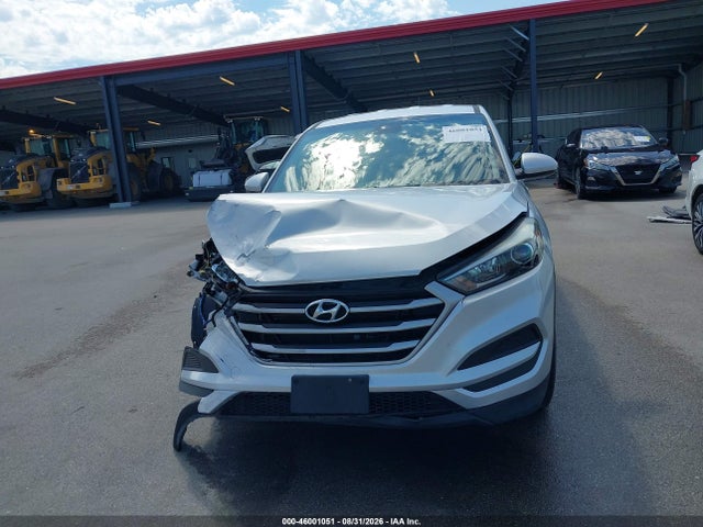 46001051 :رقم المزاد ، KM8J23A43HU514829 vin ، 2017 Hyundai Tucson Se مزاد بيع