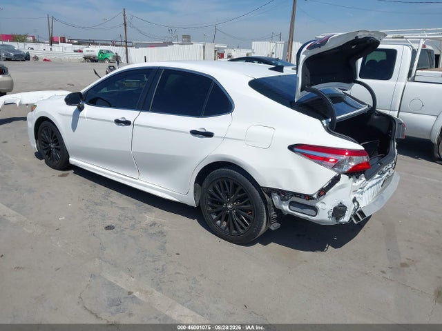 Toyota CAMRY SE 2020 4T1M11AK8LU865781 Image 3