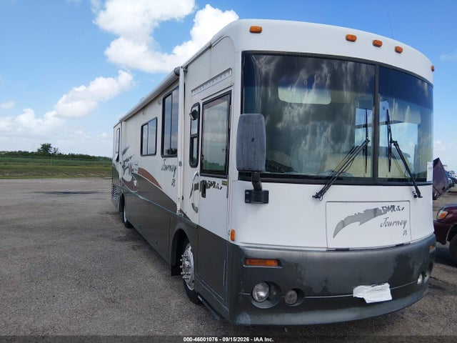 46001076 :رقم المزاد ، 4UZAAHAK52CJ83604 vin ، 2002 Freightliner Chassis X Line Motor Home مزاد بيع