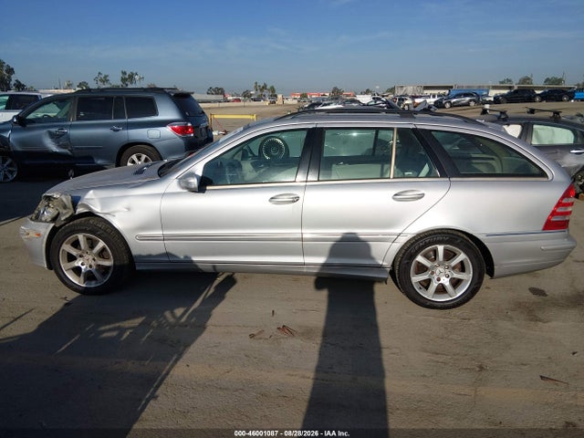 Продаж на аукціоні авто 2005 Mercedes-benz C 240 Luxury, vin: WDBRH61J65F653235, номер лоту: 46001087