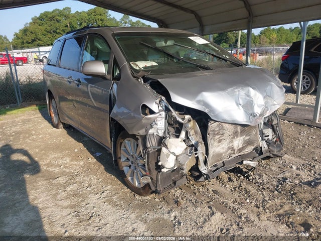 2016 Toyota Sienna Xle Premium 7 Passenger მანქანა იყიდება აუქციონზე, vin: 5TDDK3DC5GS132227, აუქციონის ნომერი: 46001103