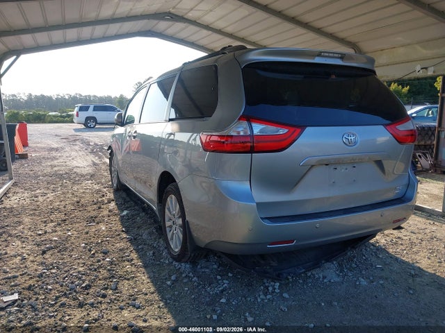 2016 Toyota Sienna Xle Premium 7 Passenger მანქანა იყიდება აუქციონზე, vin: 5TDDK3DC5GS132227, აუქციონის ნომერი: 46001103