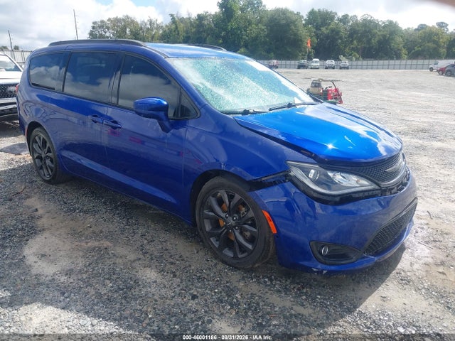 46001186 :رقم المزاد ، 2C4RC1EG3KR668717 vin ، 2019 Chrysler Pacifica Touring L Plus مزاد بيع