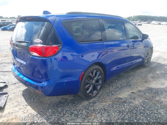 46001186 :رقم المزاد ، 2C4RC1EG3KR668717 vin ، 2019 Chrysler Pacifica Touring L Plus مزاد بيع