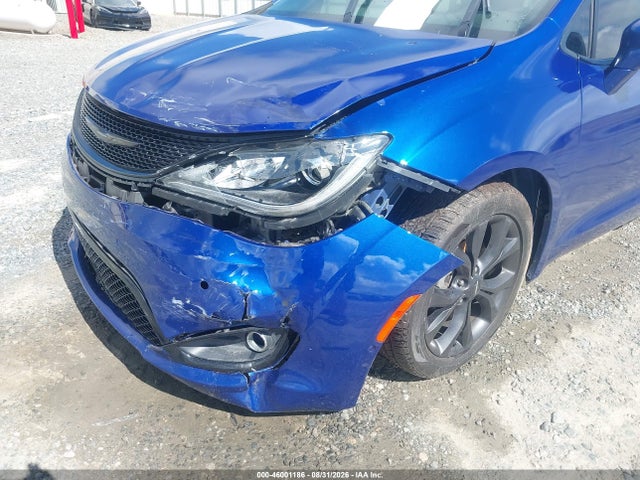 46001186 :رقم المزاد ، 2C4RC1EG3KR668717 vin ، 2019 Chrysler Pacifica Touring L Plus مزاد بيع