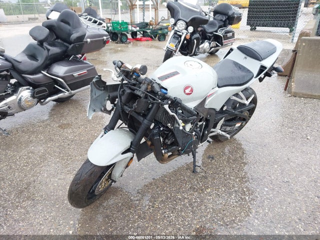 Продажа на аукционе авто 2026 Honda Cbr600 Rr, vin: JH2PC40H5TK301298, номер лота: 46001201