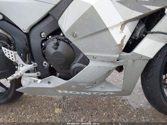 Продажа на аукционе авто 2026 Honda Cbr600 Rr, vin: JH2PC40H5TK301298, номер лота: 46001201
