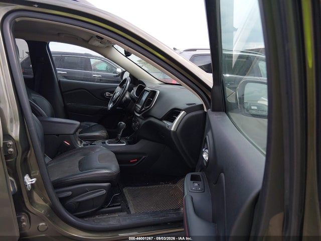 Продажа на аукционе авто 2016 Jeep Cherokee Trailhawk, vin: 1C4PJMBS9GW155512, номер лота: 46001267