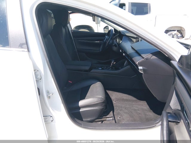 46001276 :رقم المزاد ، 3MZBPACL7NM317615 vin ، 2022 Mazda Mazda3 Preferred مزاد بيع