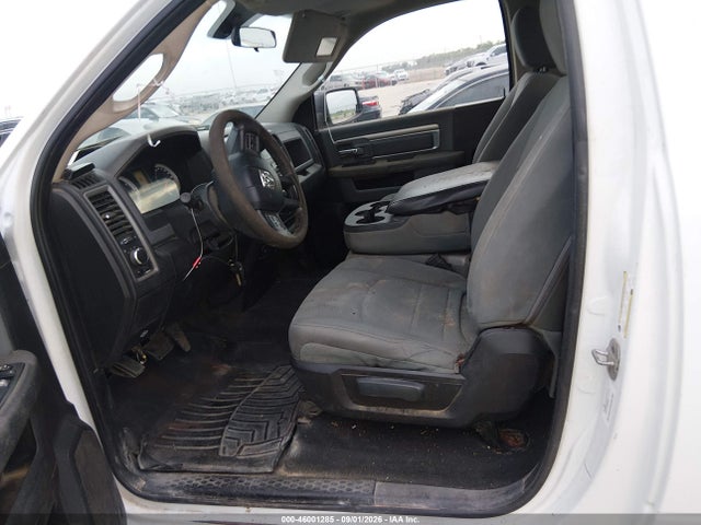 3C6JR6DT2EG135119 RAM 1500 Tradesman