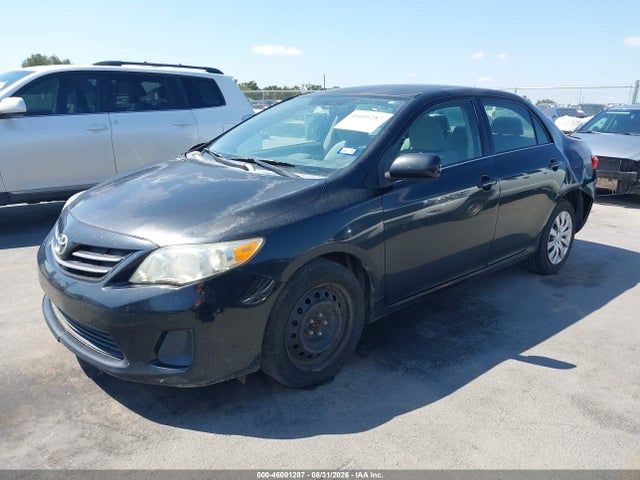 46001287 :رقم المزاد ، 5YFBU4EE0DP085877 vin ، 2013 Toyota Corolla Le مزاد بيع