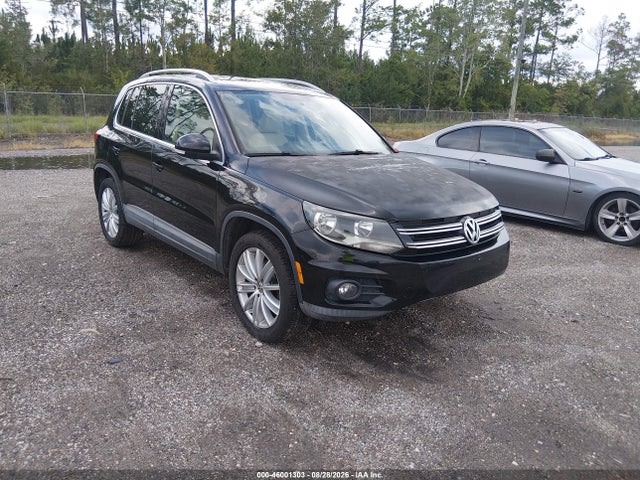 2014 Volkswagen Tiguan Sel მანქანა იყიდება აუქციონზე, vin: WVGAV3AXXEW559896, აუქციონის ნომერი: 46001303