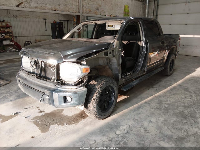 5TFDY5F17HX676438 Toyota Tundra Sr5 5.7l V8
