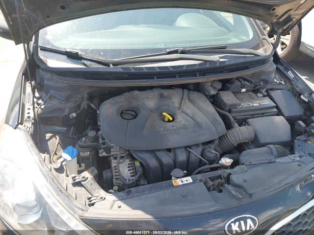 46001371 :رقم المزاد ، KNAFX5A85F5261057 vin ، 2015 Kia Forte Ex مزاد بيع