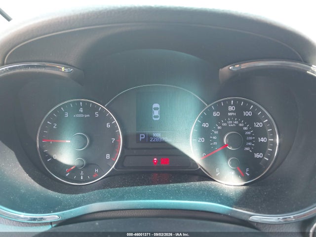 46001371 :رقم المزاد ، KNAFX5A85F5261057 vin ، 2015 Kia Forte Ex مزاد بيع