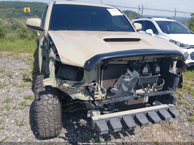 46001403 :رقم المزاد ، 3TMDZ5BN4HM016028 vin ، 2017 Toyota Tacoma Trd Sport مزاد بيع