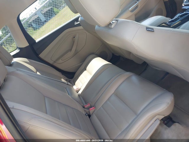46001466 :رقم المزاد ، 1FMCU0J97EUA57743 vin ، 2014 Ford Escape Titanium مزاد بيع