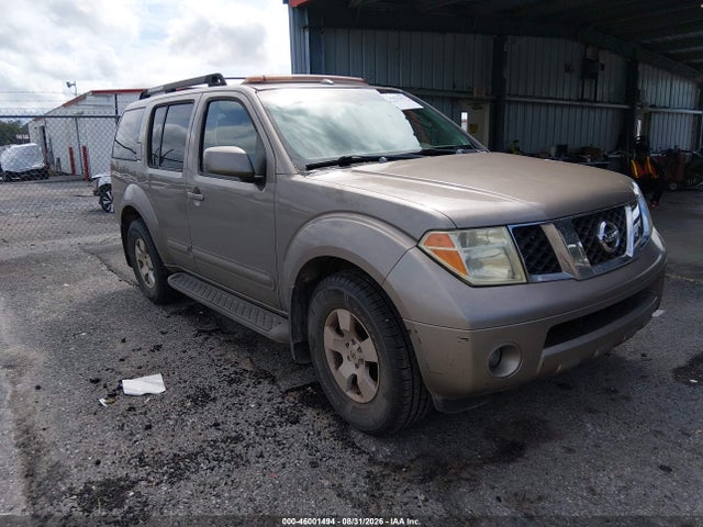 46001494 :رقم المزاد ، 5N1AR18U27C642151 vin ، 2007 Nissan Pathfinder Se مزاد بيع