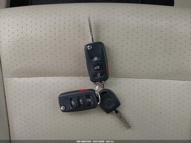 46001500 :رقم المزاد ، WVGBV7AX7BW538429 vin ، 2011 Volkswagen Tiguan Se مزاد بيع
