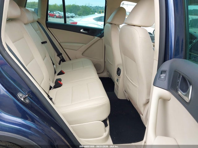 46001500 :رقم المزاد ، WVGBV7AX7BW538429 vin ، 2011 Volkswagen Tiguan Se مزاد بيع