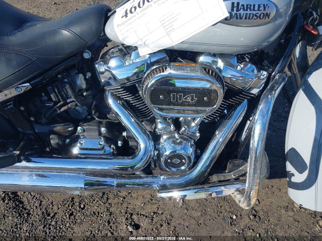Harley-Davidson FLHCS 2024 1HD1YBK15RB041397 Image 8