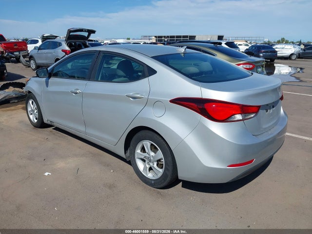 Hyundai ELANTRA SE 2015 5NPDH4AE6FH623162 Image 3