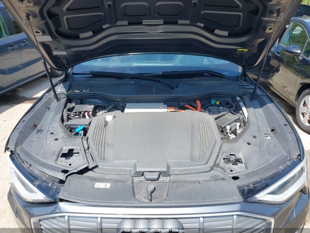 Aukcja sprzedaży 2019 Audi E-tron Premium Plus, vin: WA1VAAGE3KB006208, numer aukcji: 46001597