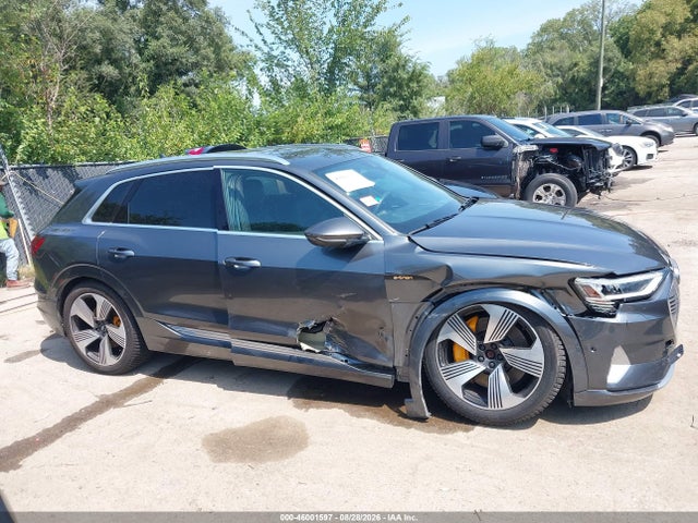 Aukcja sprzedaży 2019 Audi E-tron Premium Plus, vin: WA1VAAGE3KB006208, numer aukcji: 46001597