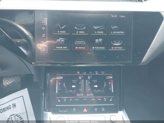 Aukcja sprzedaży 2019 Audi E-tron Premium Plus, vin: WA1VAAGE3KB006208, numer aukcji: 46001597