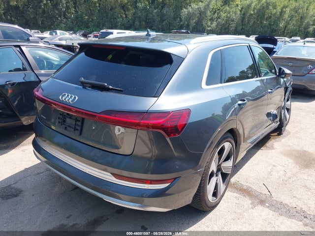 Aukcja sprzedaży 2019 Audi E-tron Premium Plus, vin: WA1VAAGE3KB006208, numer aukcji: 46001597