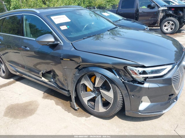 Aukcja sprzedaży 2019 Audi E-tron Premium Plus, vin: WA1VAAGE3KB006208, numer aukcji: 46001597