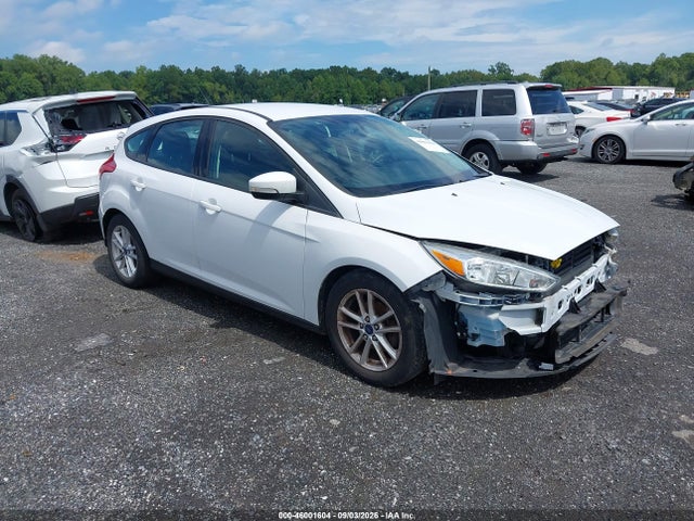 2015 Ford Focus Se მანქანა იყიდება აუქციონზე, vin: 1FADP3K28FL339230, აუქციონის ნომერი: 46001604