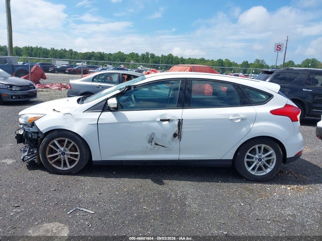 2015 Ford Focus Se მანქანა იყიდება აუქციონზე, vin: 1FADP3K28FL339230, აუქციონის ნომერი: 46001604