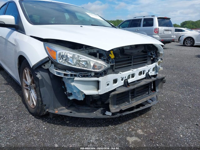 2015 Ford Focus Se მანქანა იყიდება აუქციონზე, vin: 1FADP3K28FL339230, აუქციონის ნომერი: 46001604