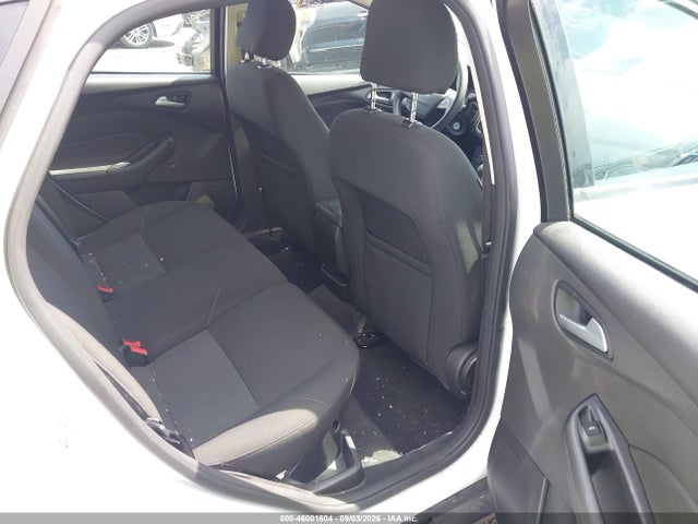 2015 Ford Focus Se მანქანა იყიდება აუქციონზე, vin: 1FADP3K28FL339230, აუქციონის ნომერი: 46001604