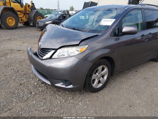 46001644 :رقم المزاد ، 5TDKK3DC2DS391888 vin ، 2013 Toyota Sienna Le V6 8 Passenger مزاد بيع