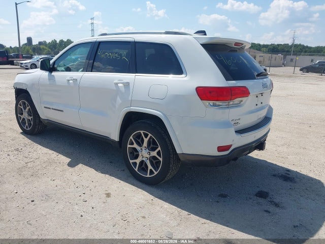 2018 Jeep Grand Cherokee Sterling Edition 4x4 მანქანა იყიდება აუქციონზე, vin: 1C4RJFBG2JC135417, აუქციონის ნომერი: 46001652