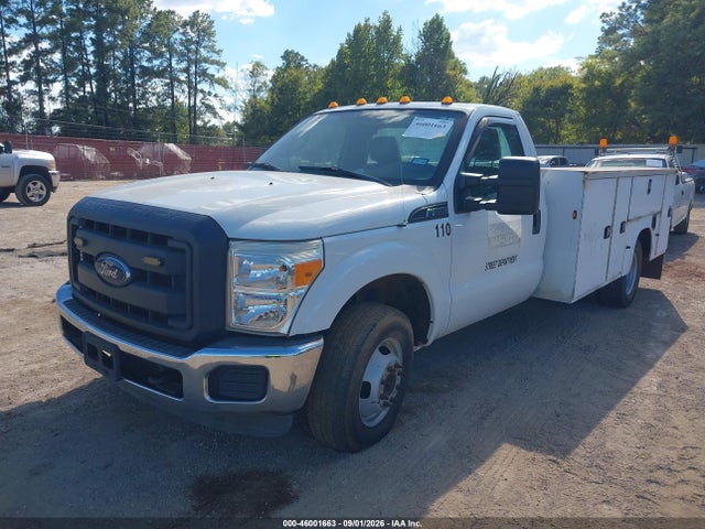 Ford F-350 Chassis Xl 2016 1FDRF3G66GEC41460 Image 2